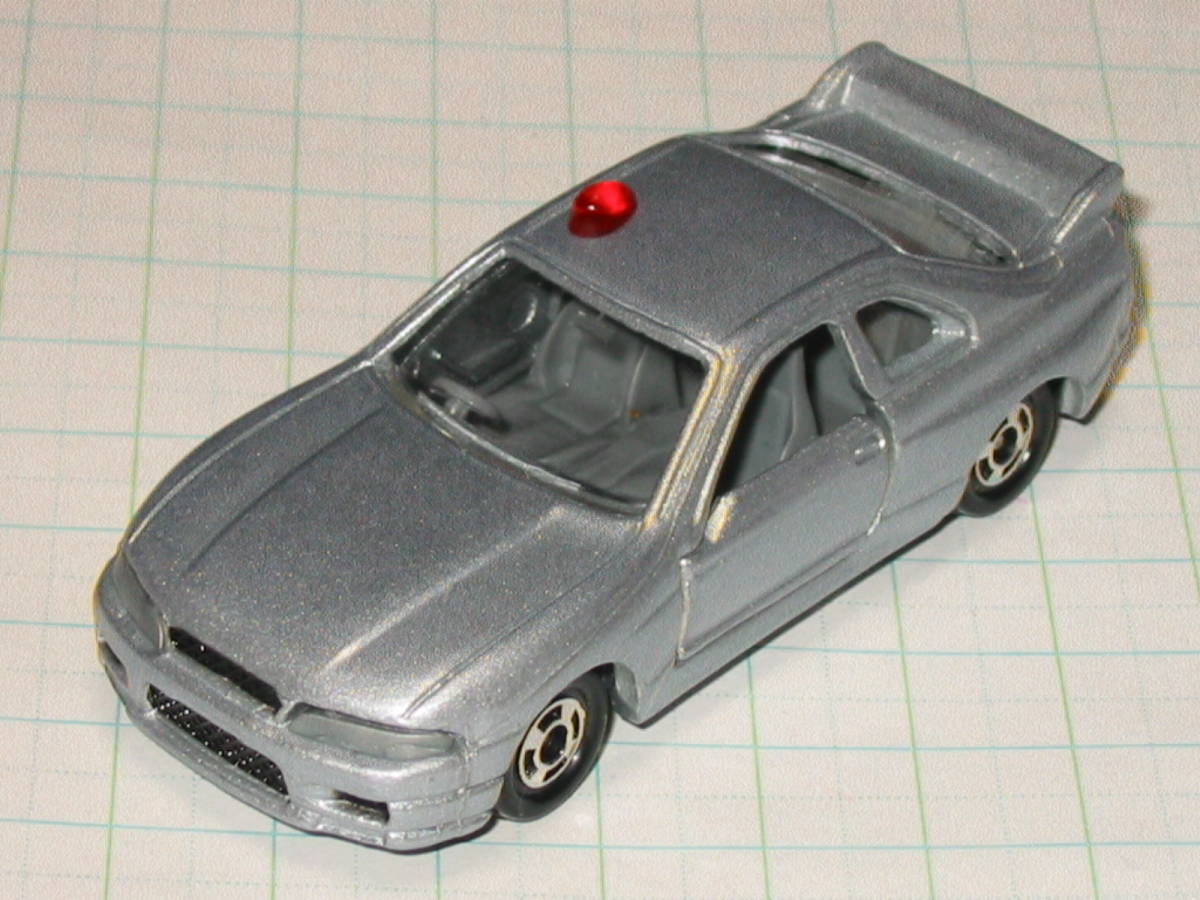 絶版品 トミカ 85 ★日産 ニッサン スカイライン GT-R R33 捜査用パトロールカー 覆面パトカー NISSAN SKYLINE GT-R R33 PATROL CAR 中国製_画像1