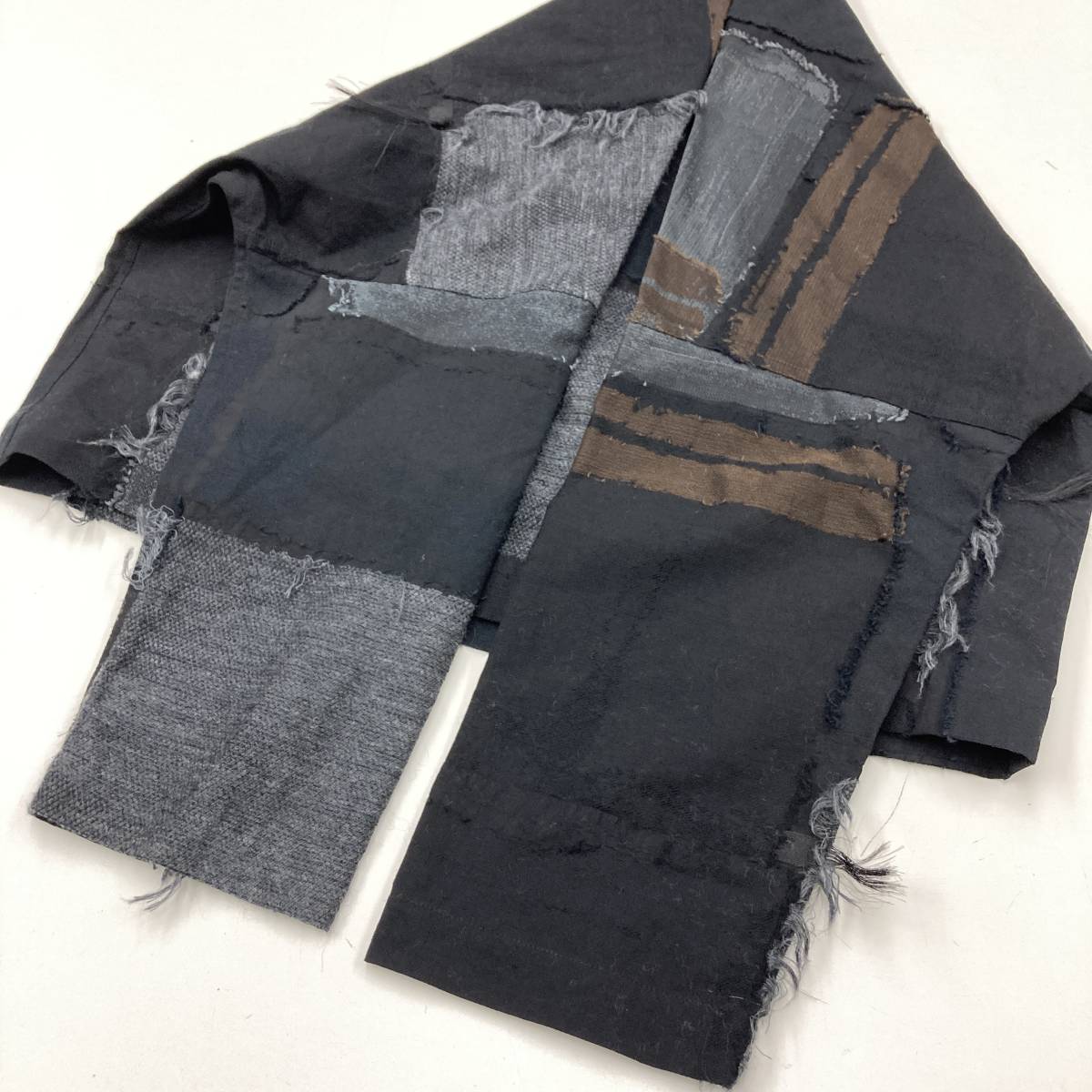 HAAT ISSEY MIYAKE ツギハギ 加工 カットソー 黒 日本製 2サイズ イッセイミヤケ ハート パッチワーク ブラウス Heart archive 3020057_画像10