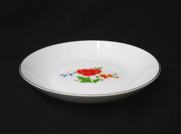 白い皿★前畑陶器(19.5cm)★★深皿/カレー皿/スープ皿★の画像1