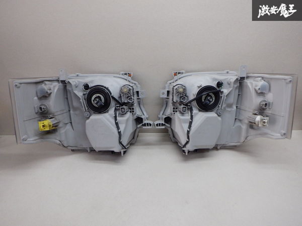インナー209ブラック加工 トヨタ純正 TRH KDH 200 ハイエース 4型 5型