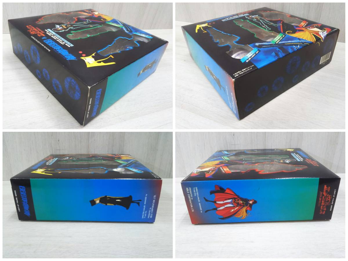 銀河鉄道999&クイーンエメラルダス LIGHT-UP FIGURE SERIES MADE 銀河鉄道999&クイーンエメラルダス LIGHT-UP FIGURE SERIES MADE