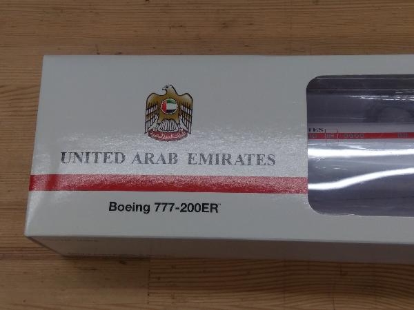 ホーガンウイングス 1/200 B777-200ER UAE 政府専用機 ランディングギア/スタンド付属 [10949GR]_画像2