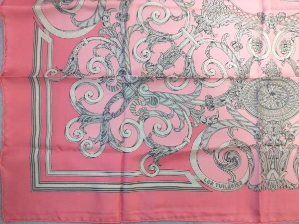 ランクにつ HERMES エルメス 大判スカーフ カレ90 LES TUILERIES