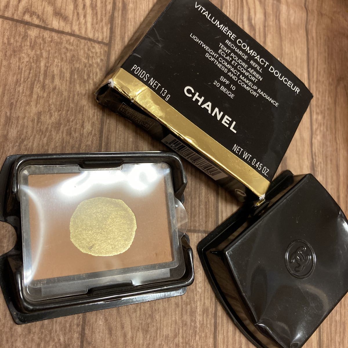 Chanel Lightweight Compact Makeup Radiance SPF 10 - # 50 Beige by Chanel  for Women - 0.45 oz Makeup (Recharge)(Refill)