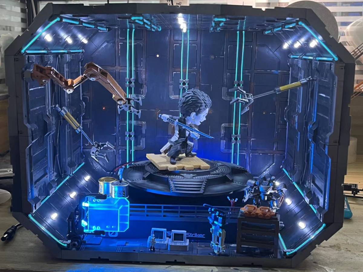 【2024福袋】 オリジナル製作品 ガンダム ジオラマ システムベース 格納庫 完成品