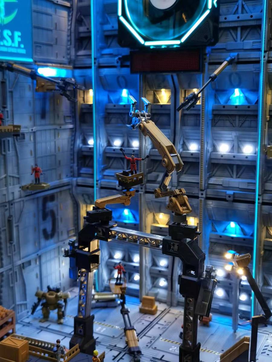 ガンダム ジオラマ システムベース 格納庫 基地(ホワイト縦49横 ガンダム ジオラマ システムベース 格納庫 基地(ホワイト縦49横