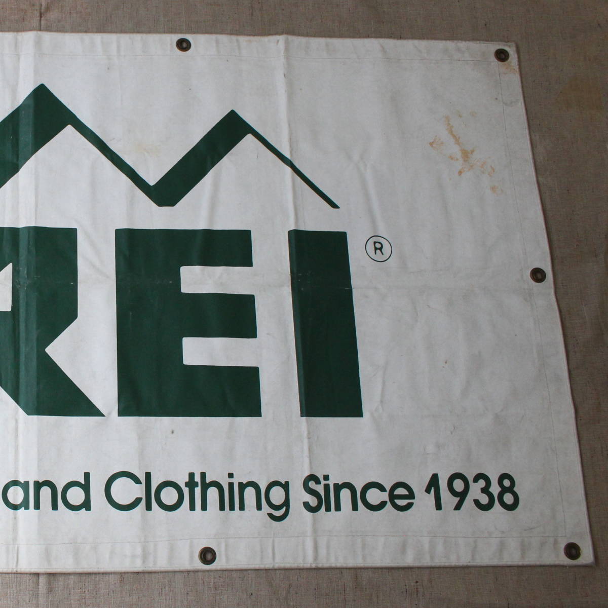 非売品 1980-90s REI 大型バナー アメリカ USAヴィンテージ アウトドアストア レア キャンプ 店舗 ガレージ フラッグ 看板 ギア ハイキング_画像3