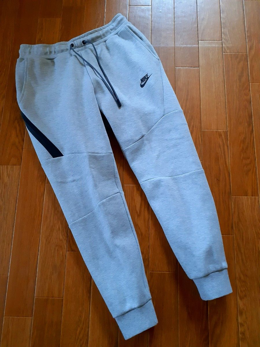 廃盤 2019年 NIKE テックフリースパンツ S UKドリル | lokomotivblog.hu