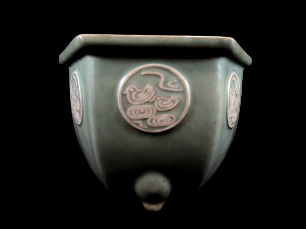 尾張焼 瀬戸焼 青磁 盆栽鉢 陽刻 文植鉢 盆栽道具 花器 祖洞園池 尾張焼 瀬戸焼 青磁 盆栽鉢 陽刻 文植鉢 盆栽道具 花器 祖洞園池