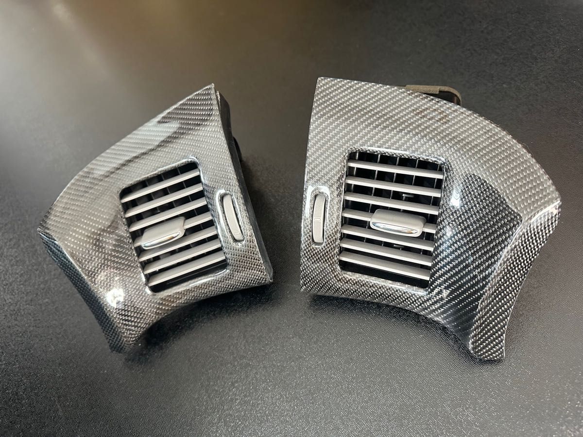トヨタ エスティマ ハイブリッドAHR20W 06年〜15年 エアコン吹き出し口カーボンパネル左右セット中古品