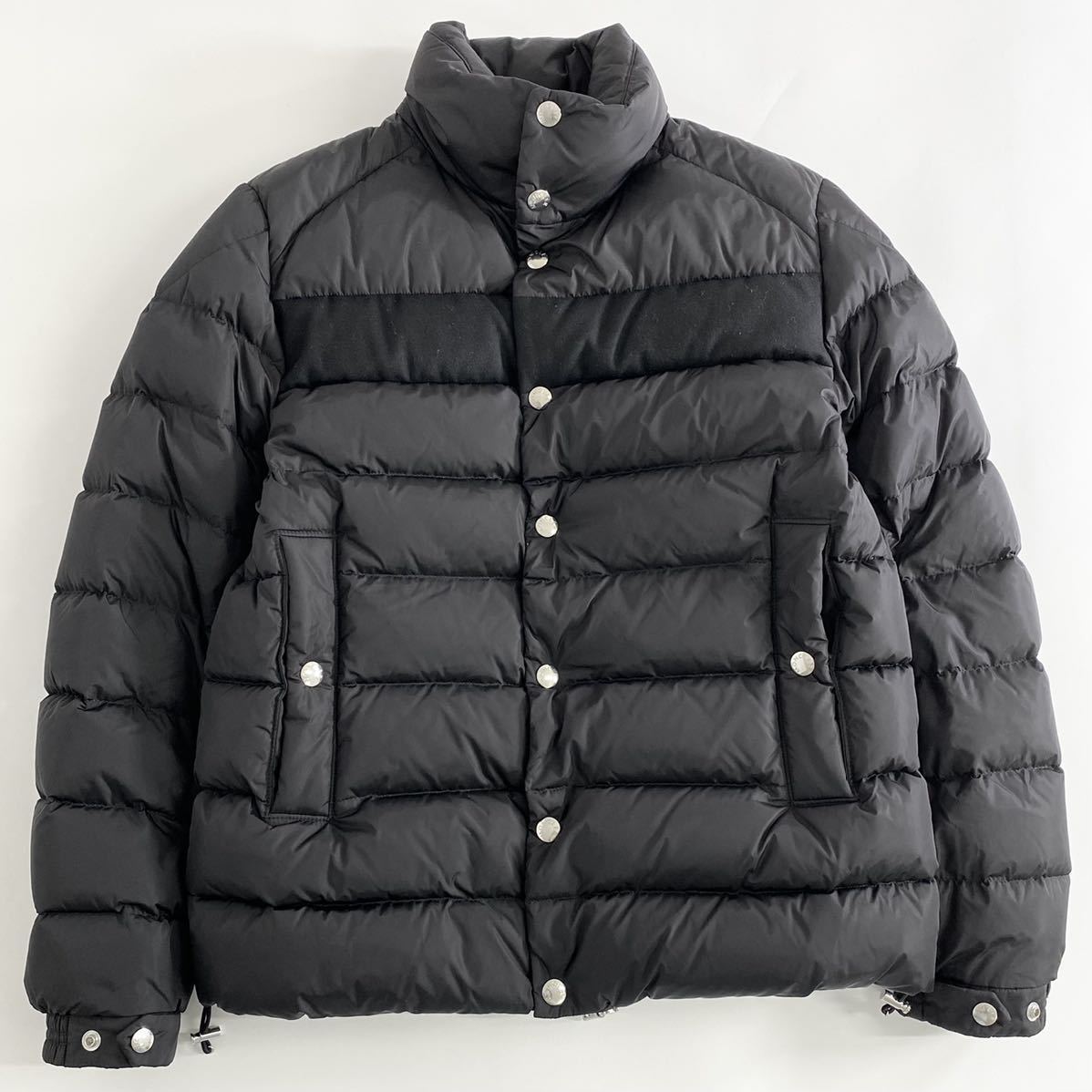 9c12《美品》MONCLER モンクレール *BREVAL ブレヴァル* ダウンジャケット 素材切替 ロゴワッペン Mサイズ相当 ブラック  メンズ 正規品