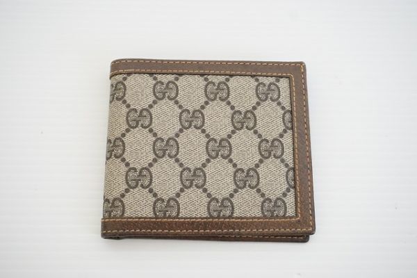 クリックポスト可【即決】GUCCI グッチ GG 二つ折り財布 小銭入れあり ベージュ/ブラウン系 イタリー製 【651170】_画像1