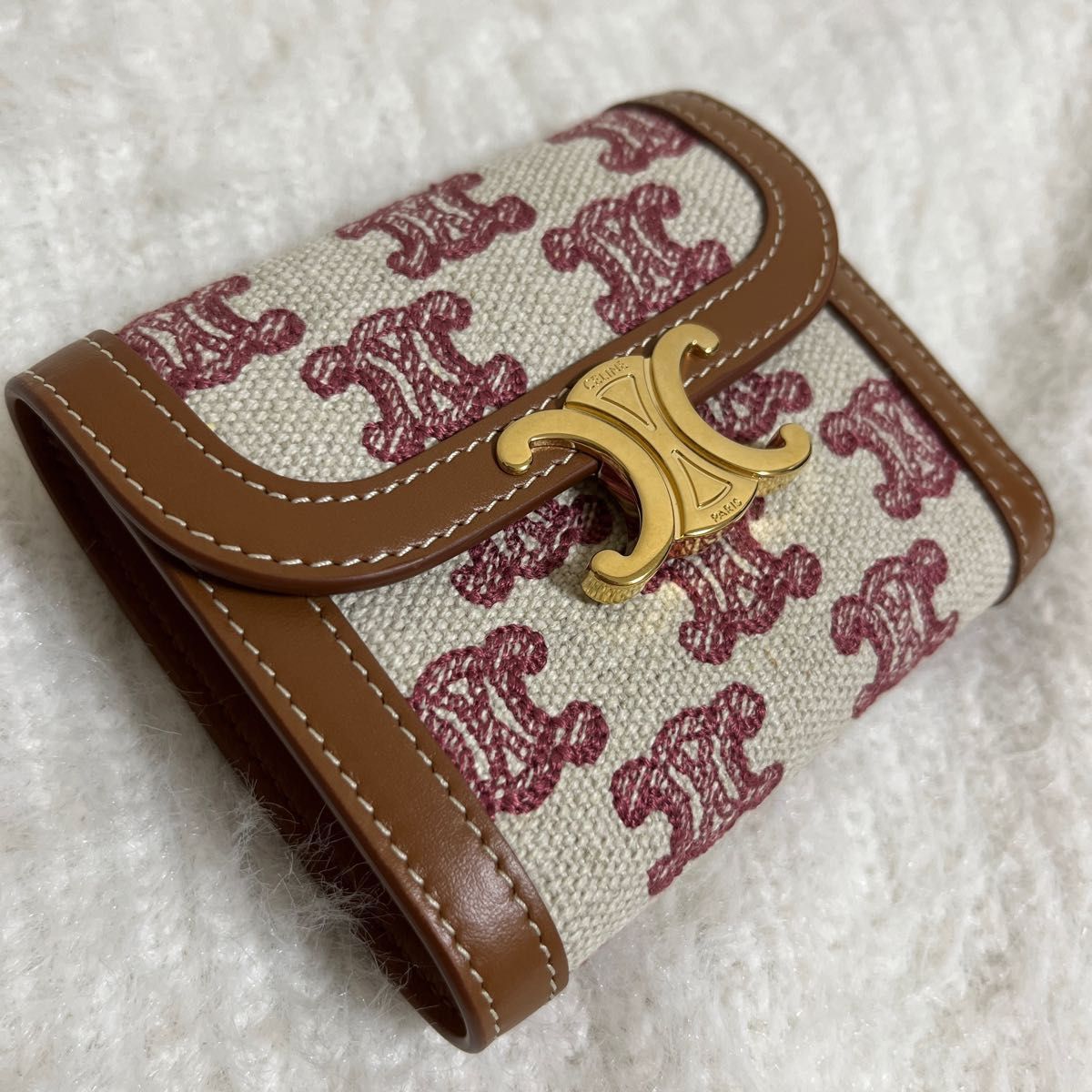 完売限定色】CELINE トリオンフ エンブロイダリー ヴィンテージピンク