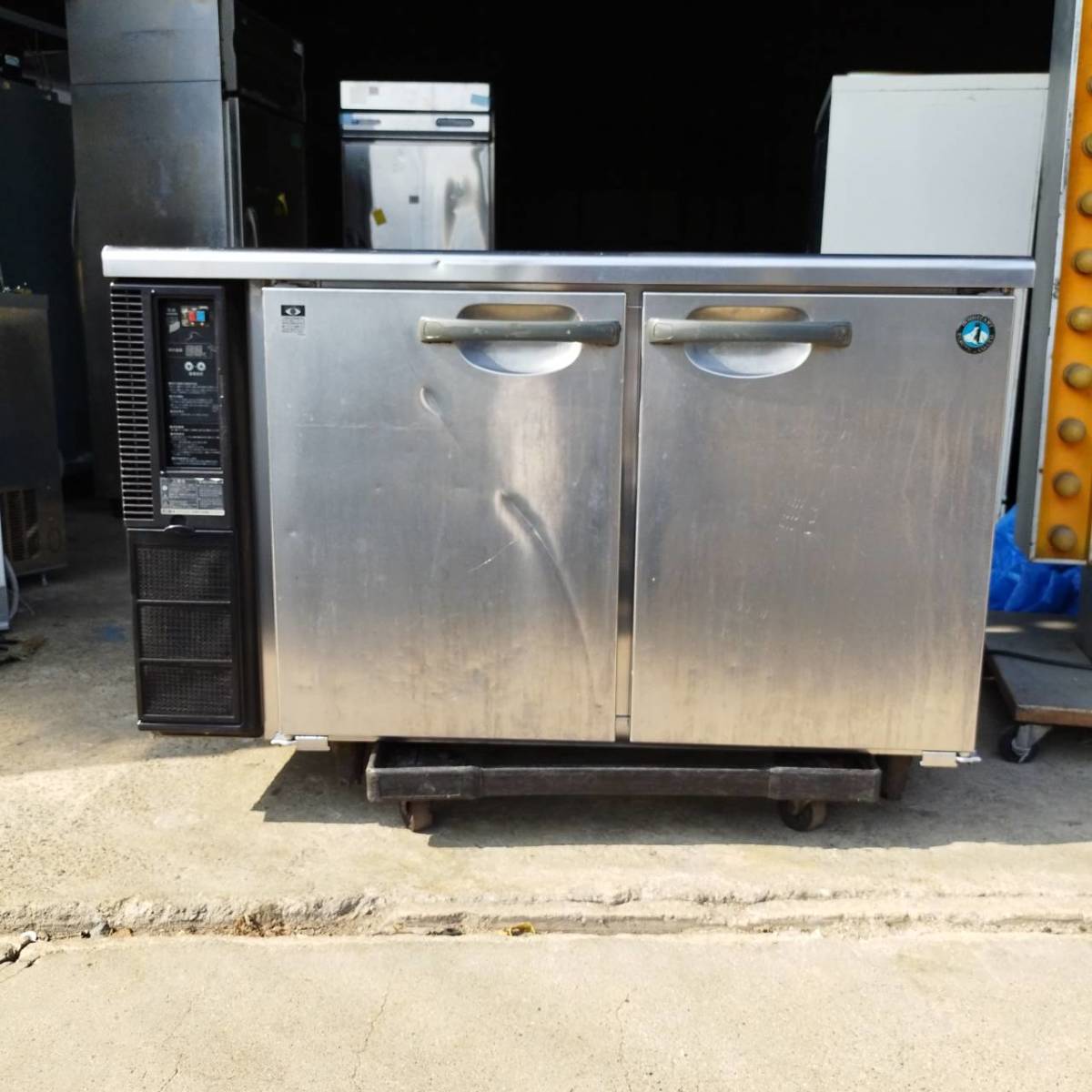 【送料無料/新品】 【24区内・大阪府送料無料】【中古品】番号K381◆業務用冷蔵庫 動作問題なし☆ 幅1200×奥行600×高さ780 ホシザキ 【送料無料/新品】 【24区内・大阪府送料無料】【中古品】番号K381◆業務用冷蔵庫 動作問題なし☆ 幅1200×奥行600×高さ780 ホシザキ