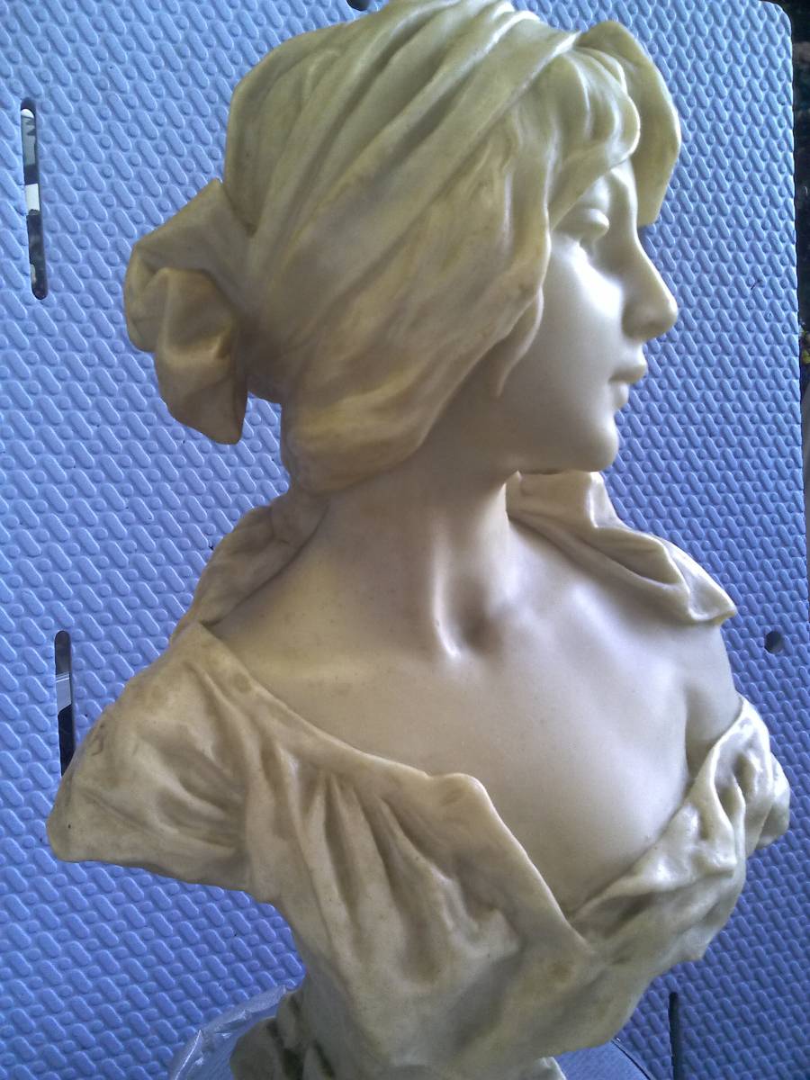 Cendrillon by E Villanis marble . image 