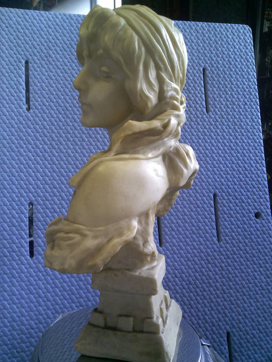 Cendrillon by E Villanis marble . image 