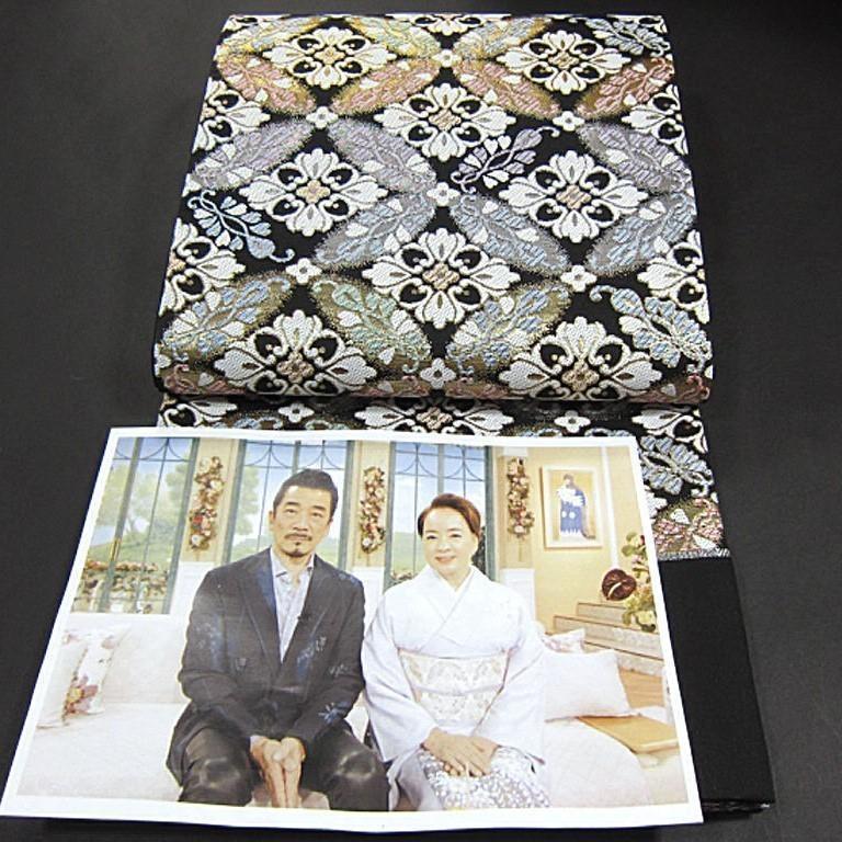 Yahoo!オークション - 阿木燿子さん着用柄 新品未仕立 西陣織六 Yahoo!オークション - 阿木燿子さん着用柄 新品未仕立 西陣織六