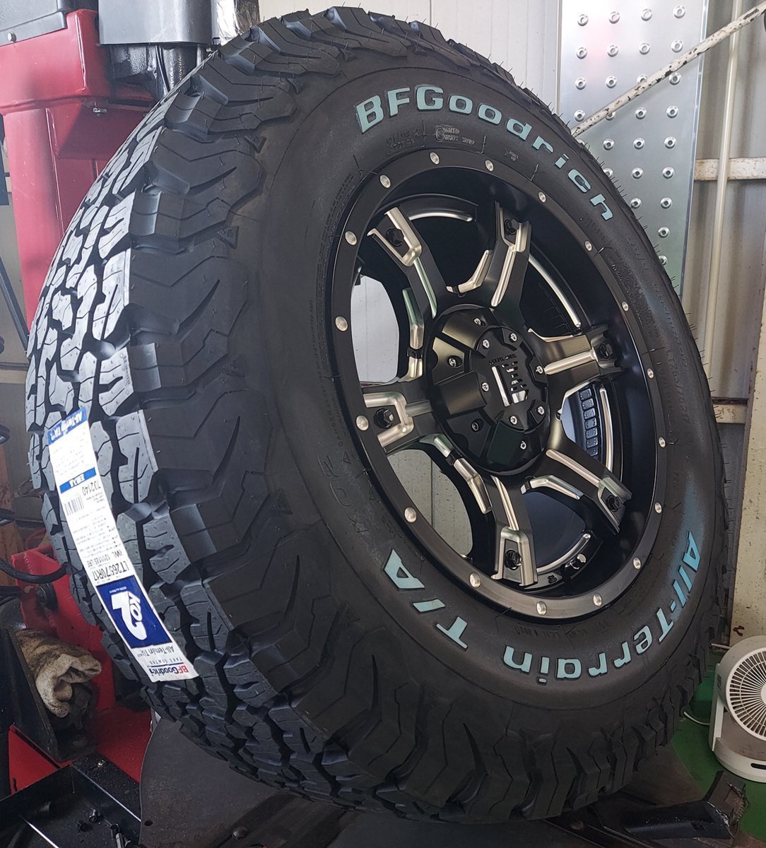 OutLaw プラド ハイラックス サーフ FJ サバーバン タホ Ｈ3 17インチ BF グッドリッチ オールテレーン 265/70R17.285/70R17.265/65R17