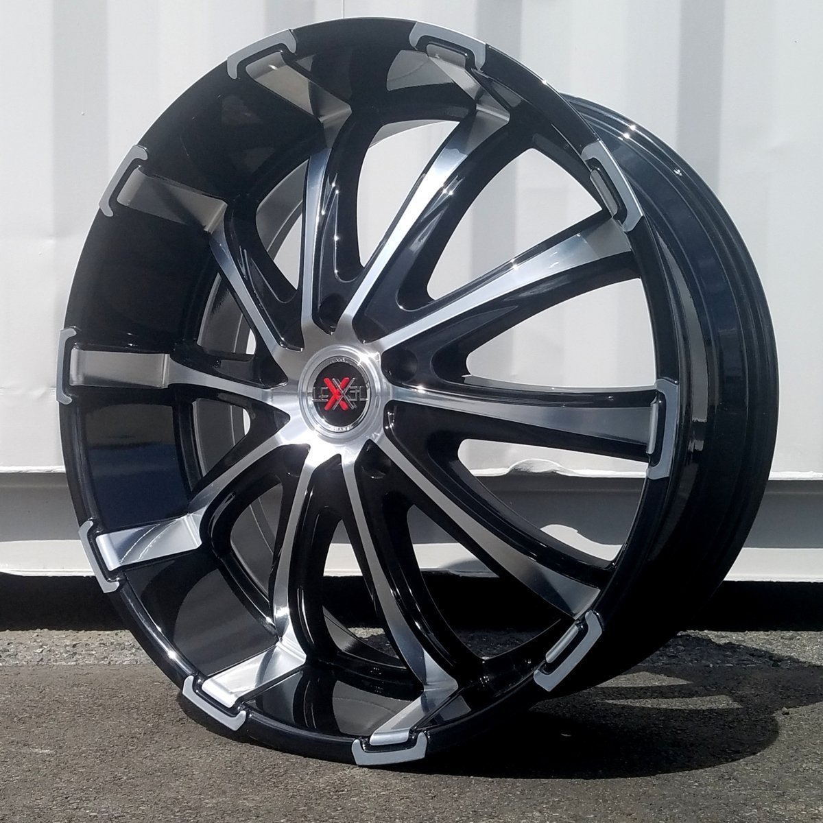 激鬼135mmリム LEXXEL Fury タンドラ 24インチ ランドクルーザー200