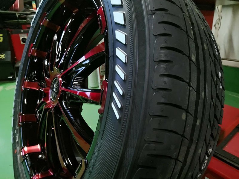 ハイエース200系 タイヤホイールセット 18インチ BD12 YOKOHAMA PARADA 225/50R18 ホワイトレター_画像6