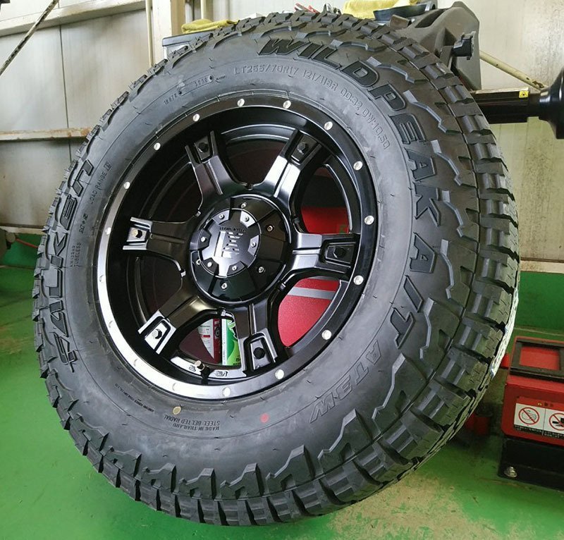 サーフ FJクルーザー プラド ハイラックス タイヤホイール 17インチ OutLaw FALKEN WILDPEAK A/T3W 265/65R17 265/70R17 新品4本セット_画像3