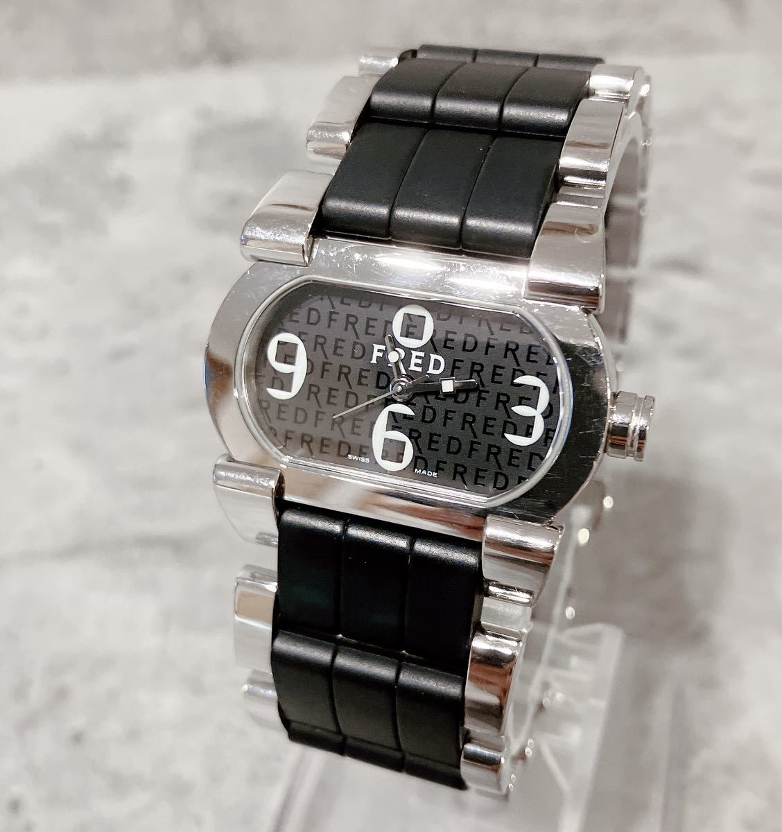 希少 美品 FRED フレッド ムーブワン FD012110 腕時計 ブラック