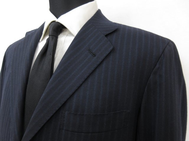 キートン キトン Kiton】 14Micron 3ボタン段返り スーツ (メンズ
