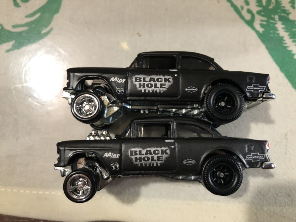 送料込2台セット Hot Wheels BLACK HOLE 55 CHEVY BEL AIR GASSER ホットウィール ブラックホール シボレー ベルエアー ギャッサー_画像1