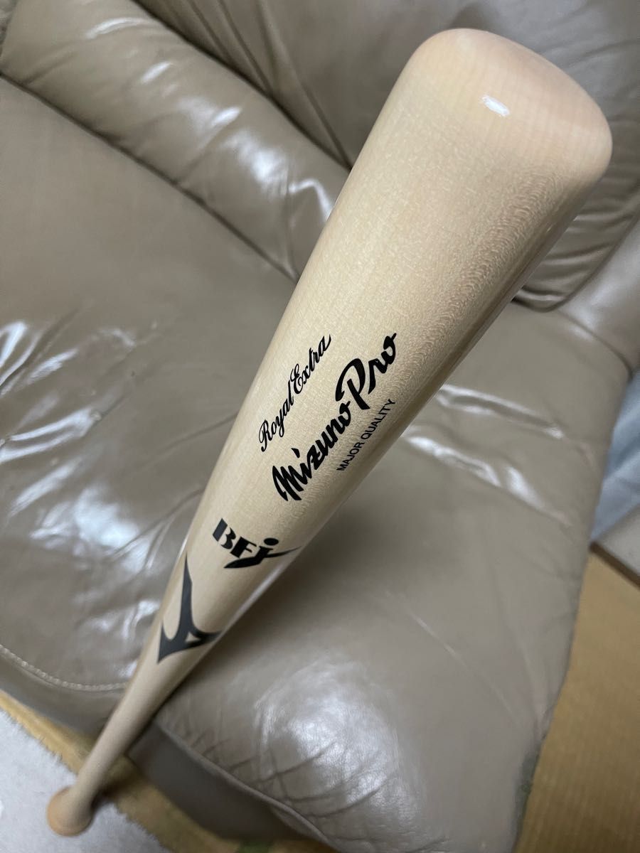 阪神タイガース 佐藤輝明選手型(TS02)MIZUNOPro硬式木製バット 阪神タイガース 佐藤輝明選手型(TS02)MIZUNOPro硬式木製バット