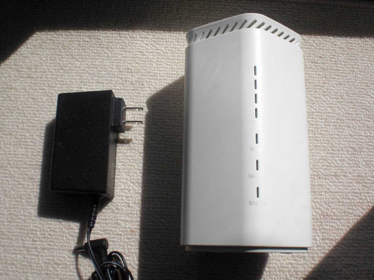 Speed Wi-Fi HOME 5G L12 ホームルーター NEC NAR02 ホワイト _画像2