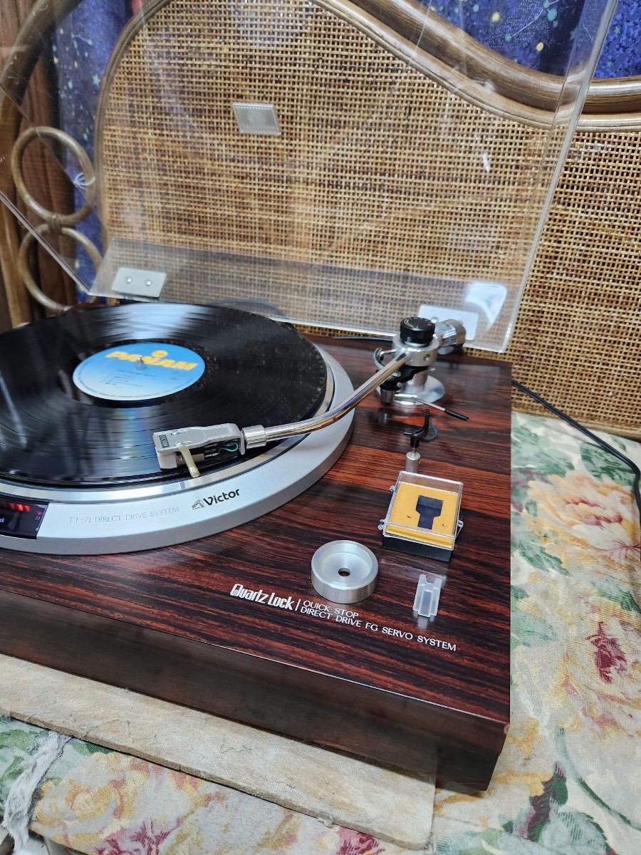 必見レストア済美品!カートリッジ新品!VictorレコードプレーヤーQL