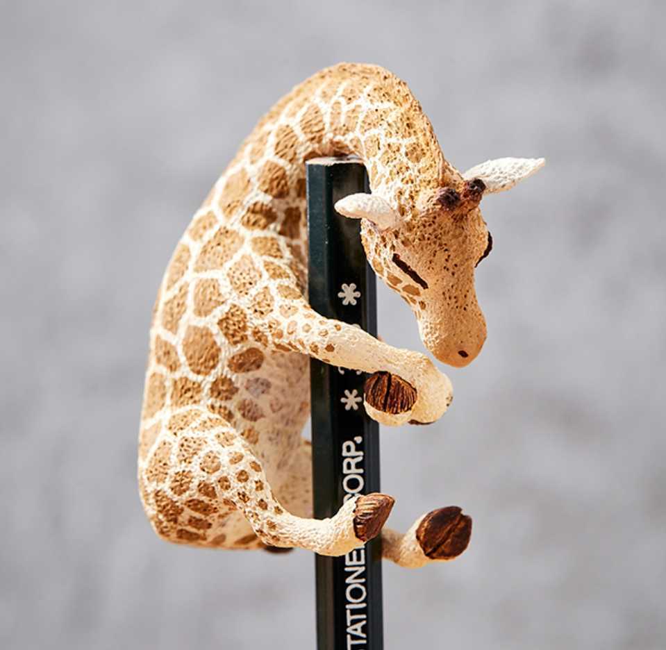  утро .. мужчина жираф младенец animalLife миниатюра фигурка стакан. безграничный . настольный интерьер ...-. .