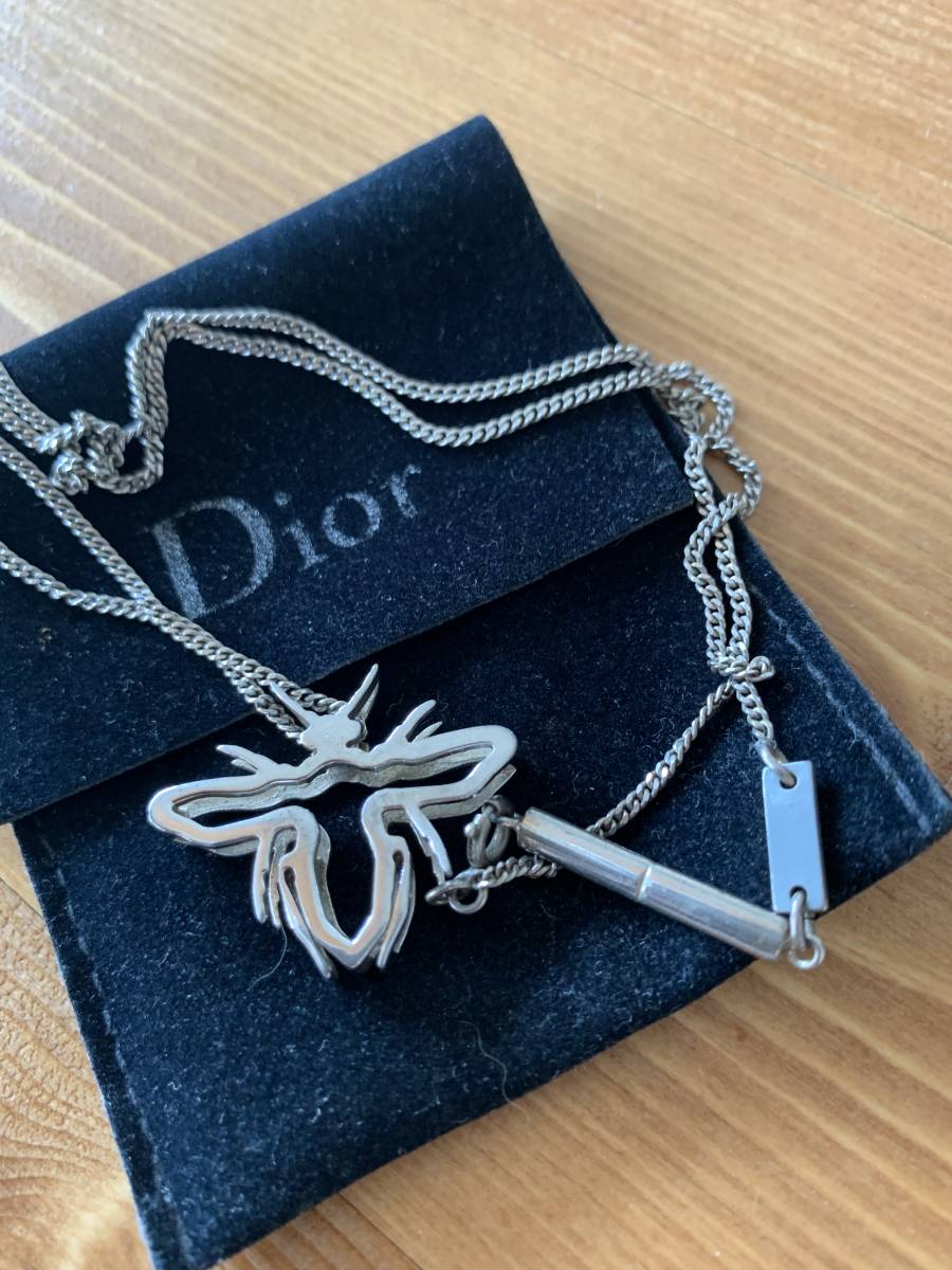 Yahoo!オークション - Dior Homme 3D BEEネックレス 立体 Yahoo!オークション - Dior Homme 3D BEEネックレス 立体