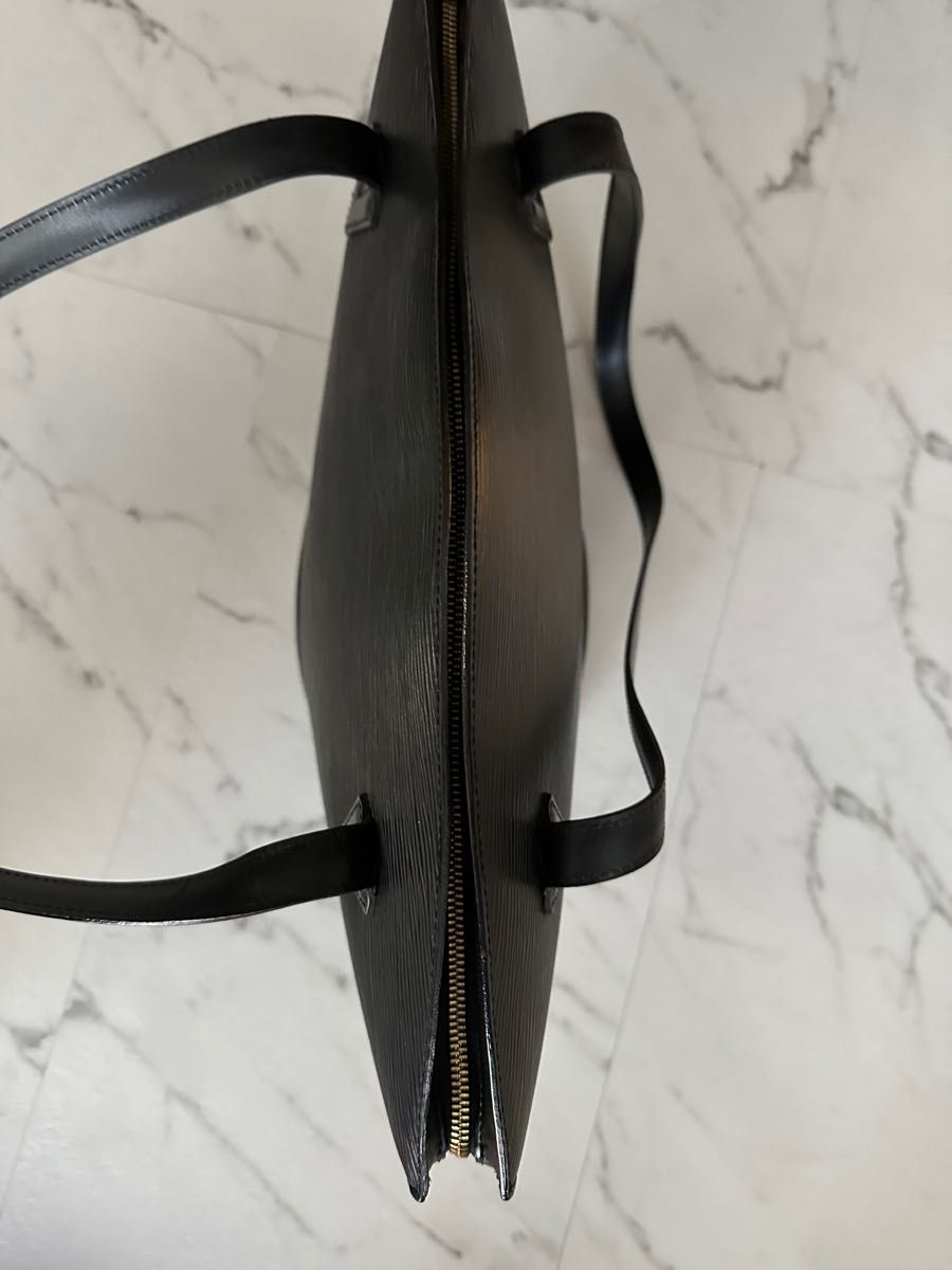 ルイヴィトン LOUIS VUITTON エピ サンジャック ノワール ポワニエロング ハンド ショルダーバッグ トートバッグ