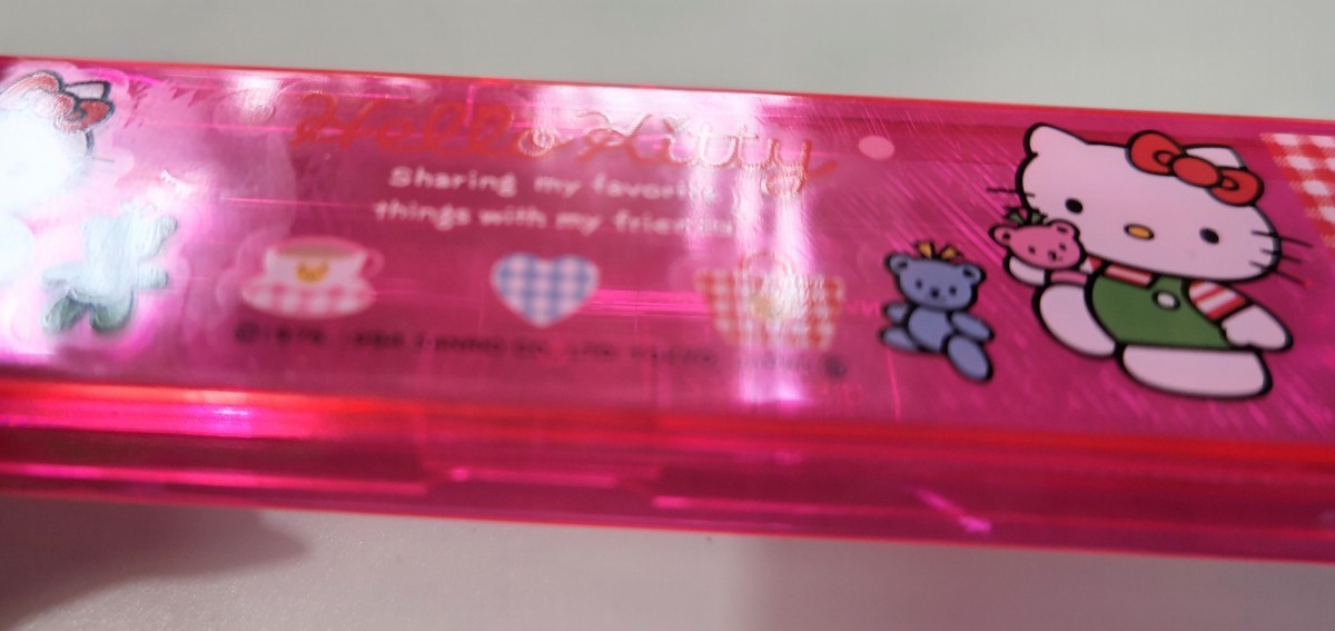 約30年近く前の貴重品 サンリオ キティ Hello Kitty プラスチックペンケース 訳あり傷有の為大幅値下げ！_画像5