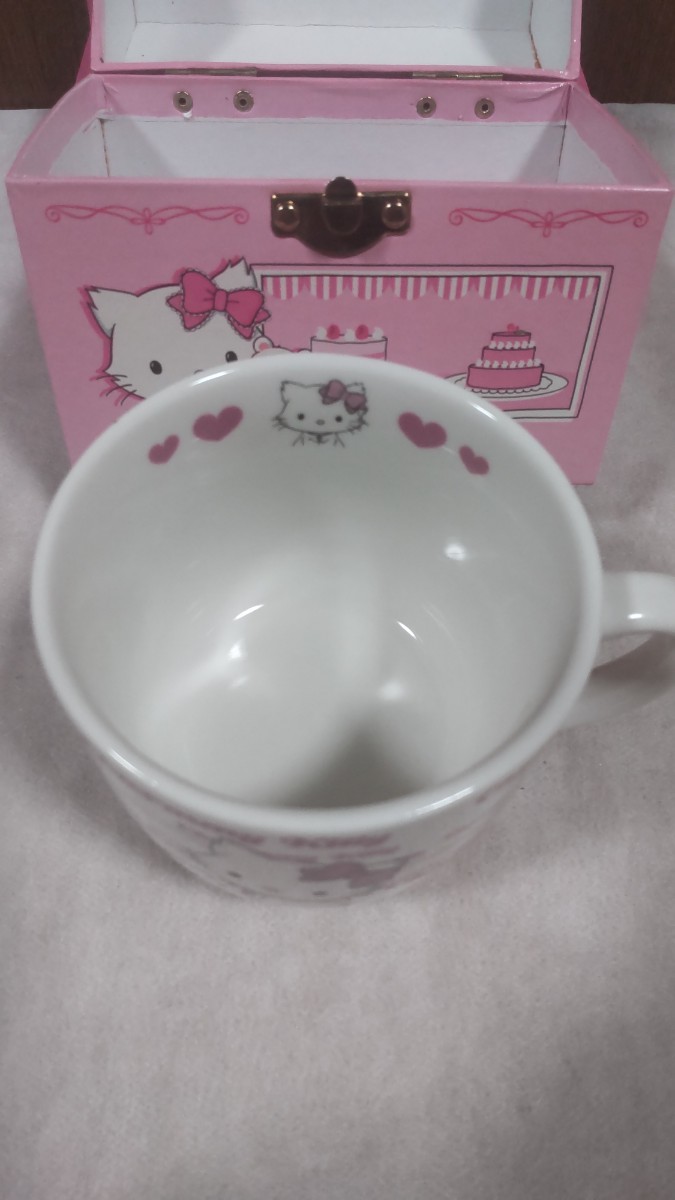 想像を超えての レア 非売品 お家のお箱入り マグカップ チャーミー