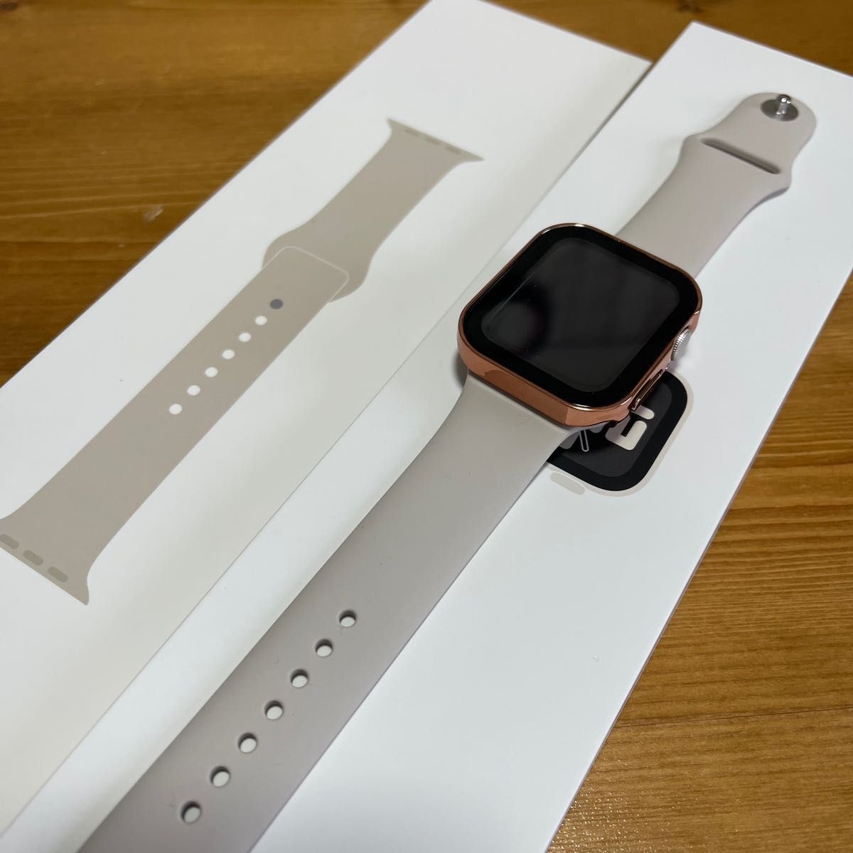 人気の新作人気の新作Apple Watch SE 第2世代 40mm GPS セルラー