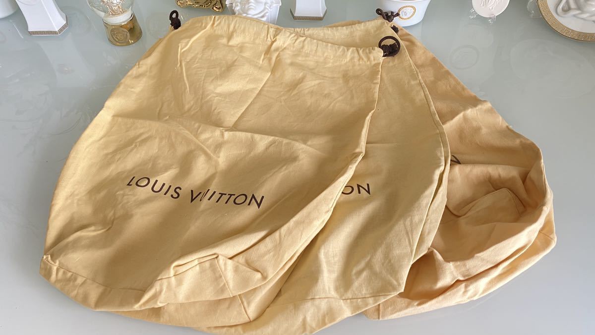 ルイ・ヴィトンLouis Vuitton袋カバー中サイズ