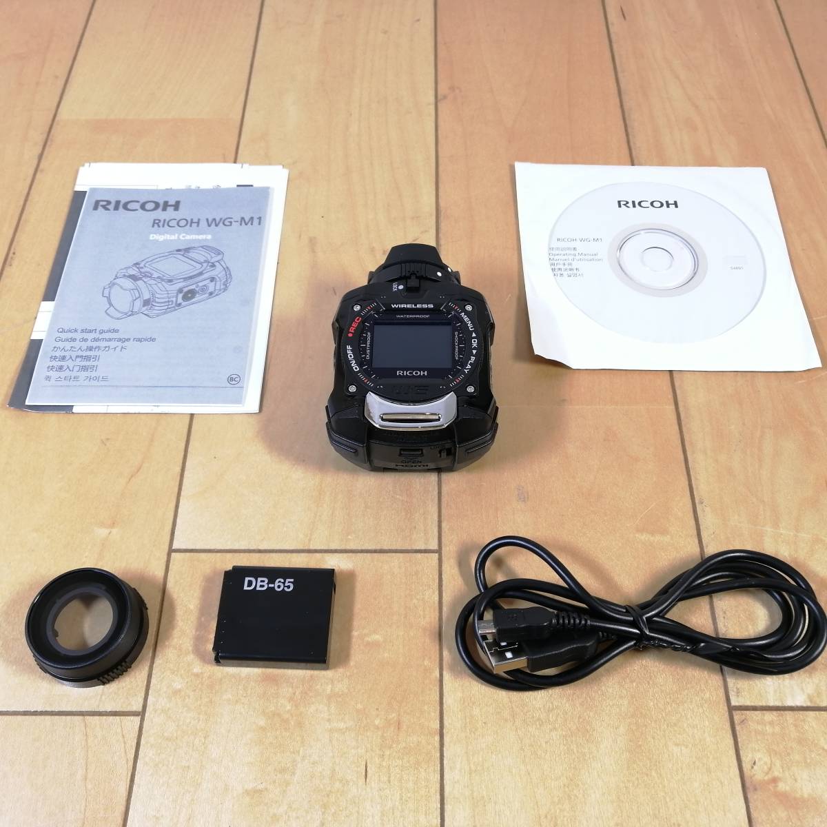 完成品 美品!! 動作確認済!! RICOH リコー 防水アクションカメラ WG-M1