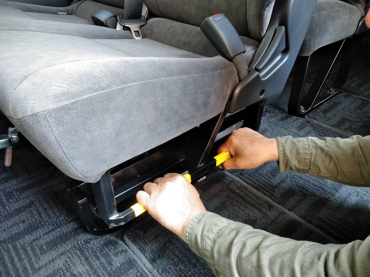 Yahoo!オークション - 200系ハイエースワゴンワイド全車種 二 Yahoo!オークション - 200系ハイエースワゴンワイド全車種 二