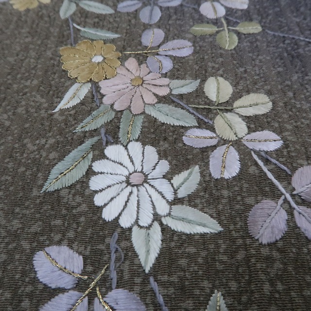 ゆめsaku2 新品 蘇州刺繍 着物 仕付け糸付“独特の透かしとふっくら微笑みで勢いを増し盛り上がる流れ”正絹 訪問着 1265_画像2