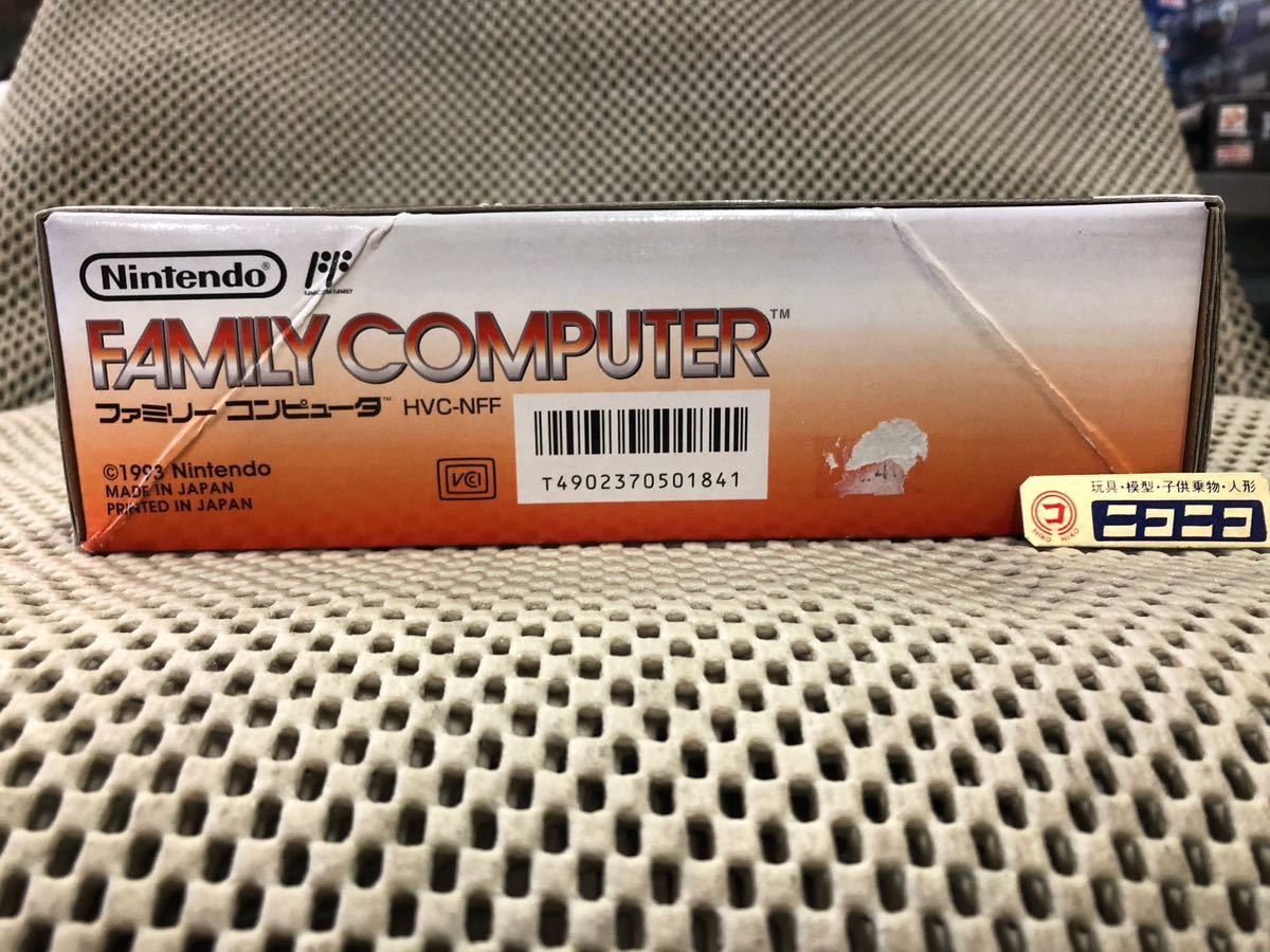 * new goods unopened * nintendo FAMILY COMPUTER HVC-NFF Nintendo Family computer AV specification Famicom 