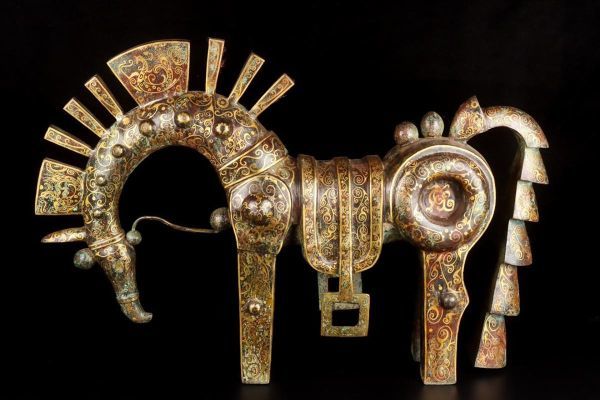 【瓏】古青銅鏨刻彫 錯金銘文青銅機関馬 漢代 古置物擺件 青銅器 中国古賞物 蔵出