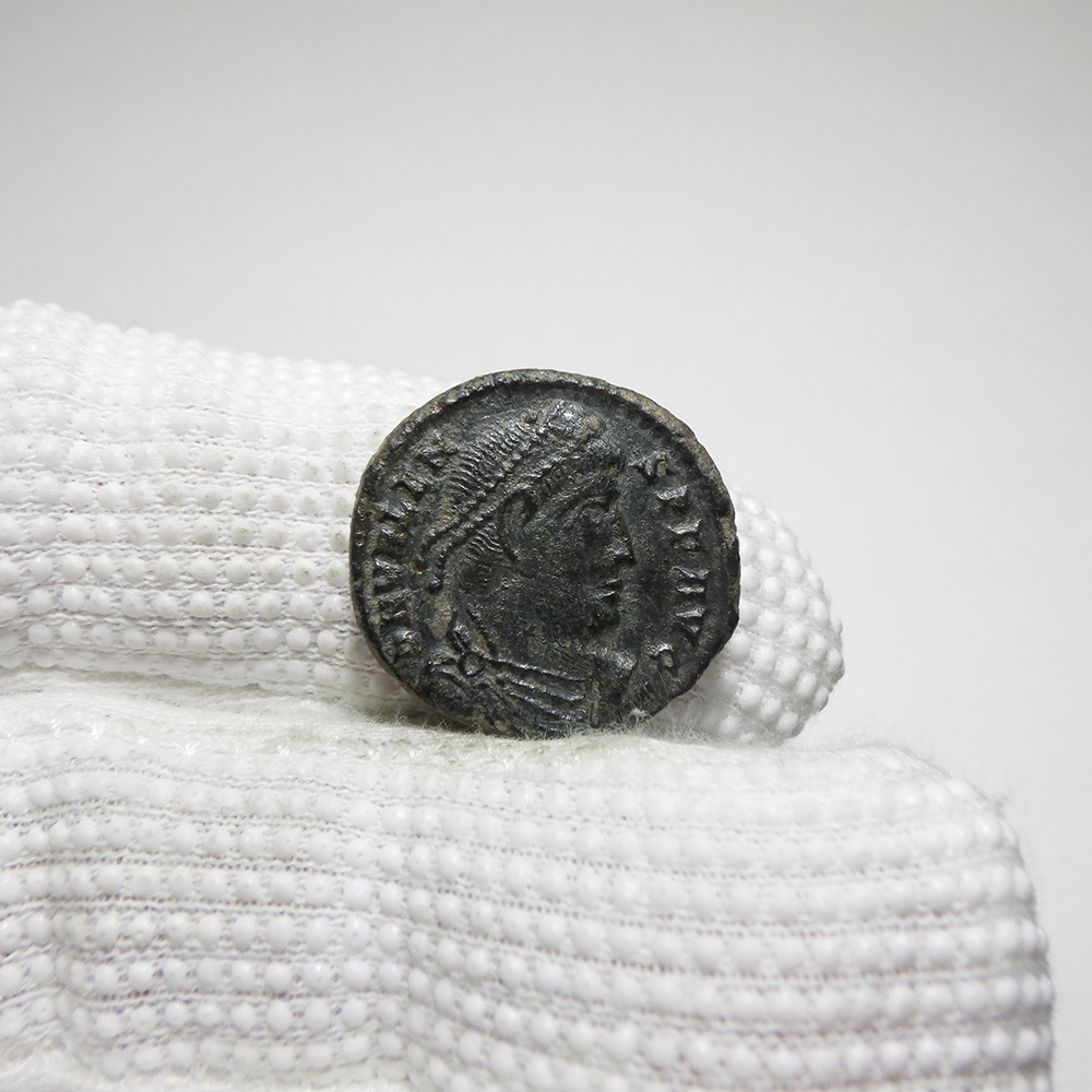 【古代ローマコイン】Valens（ヴァレンス）クリーニング済 ブロンズコイン 銅貨 フォリス(cEDxfNGQ9H)_画像3