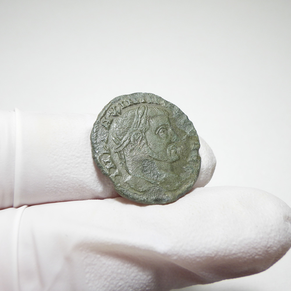 【古代ローマコイン】Maximinus II（マクシミヌス・ダイア）クリーニング済 ブロンズコイン 銅貨(RKXjSLQHdh)_画像5