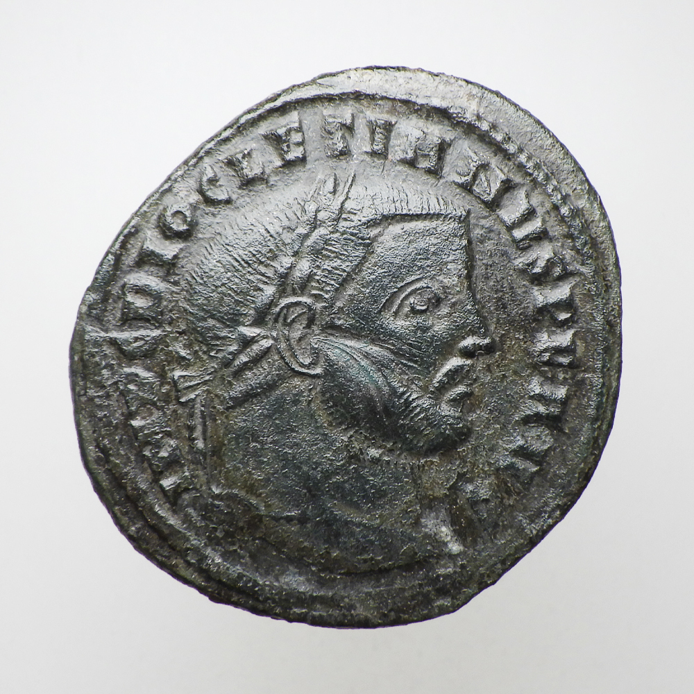 【古代ローマコイン】Diocletian（ディオクレティアヌス）クリーニング済 ブロンズコイン 銅貨 ラージフォリス(Y4Ym5c6t5V)_画像1