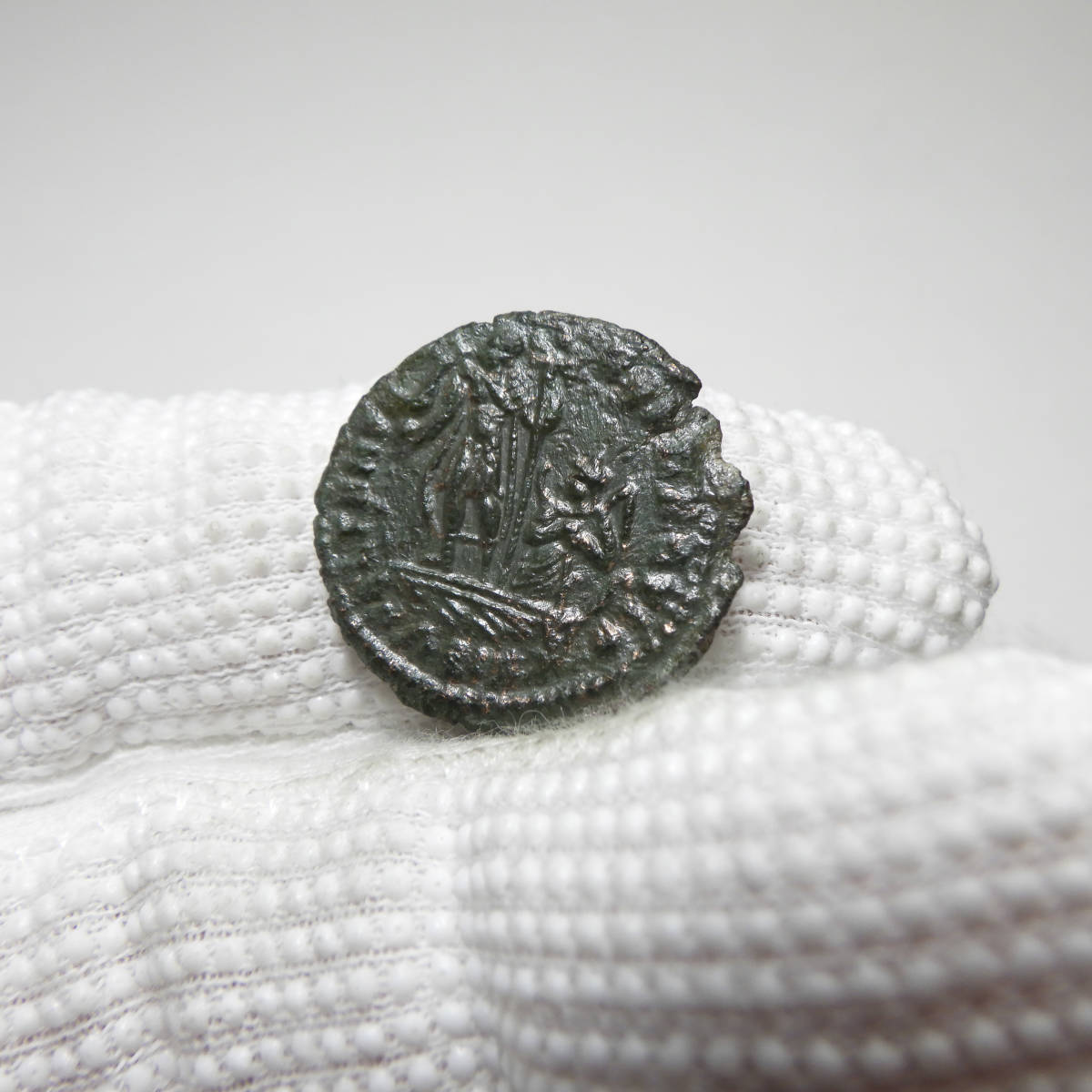 【古代ローマコイン】Constans（コンスタンス1世）クリーニング済 ブロンズコイン 銅貨(GYNWu5RtJG)_画像8