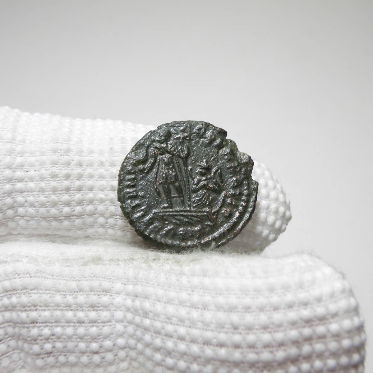 【古代ローマコイン】Constans（コンスタンス1世）クリーニング済 ブロンズコイン 銅貨(GYNWu5RtJG)_画像6