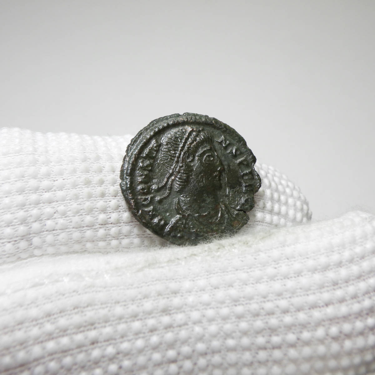 【古代ローマコイン】Constans（コンスタンス1世）クリーニング済 ブロンズコイン 銅貨(GYNWu5RtJG)_画像5