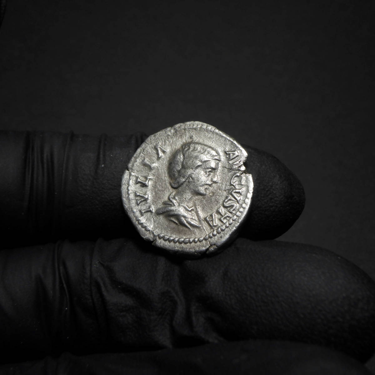 【古代ローマコイン】Julia Domna（ユリア・ドムナ）クリーニング済 シルバーコイン 銀貨 デナリウス(CJFV9Cn7fk)_画像4